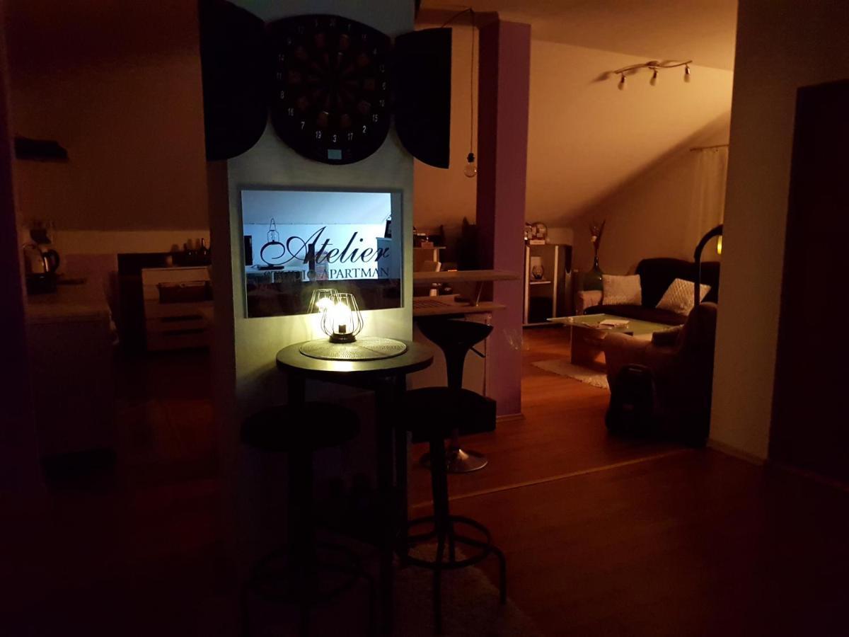 Apartman Atelier 卡尔洛瓦茨 外观 照片