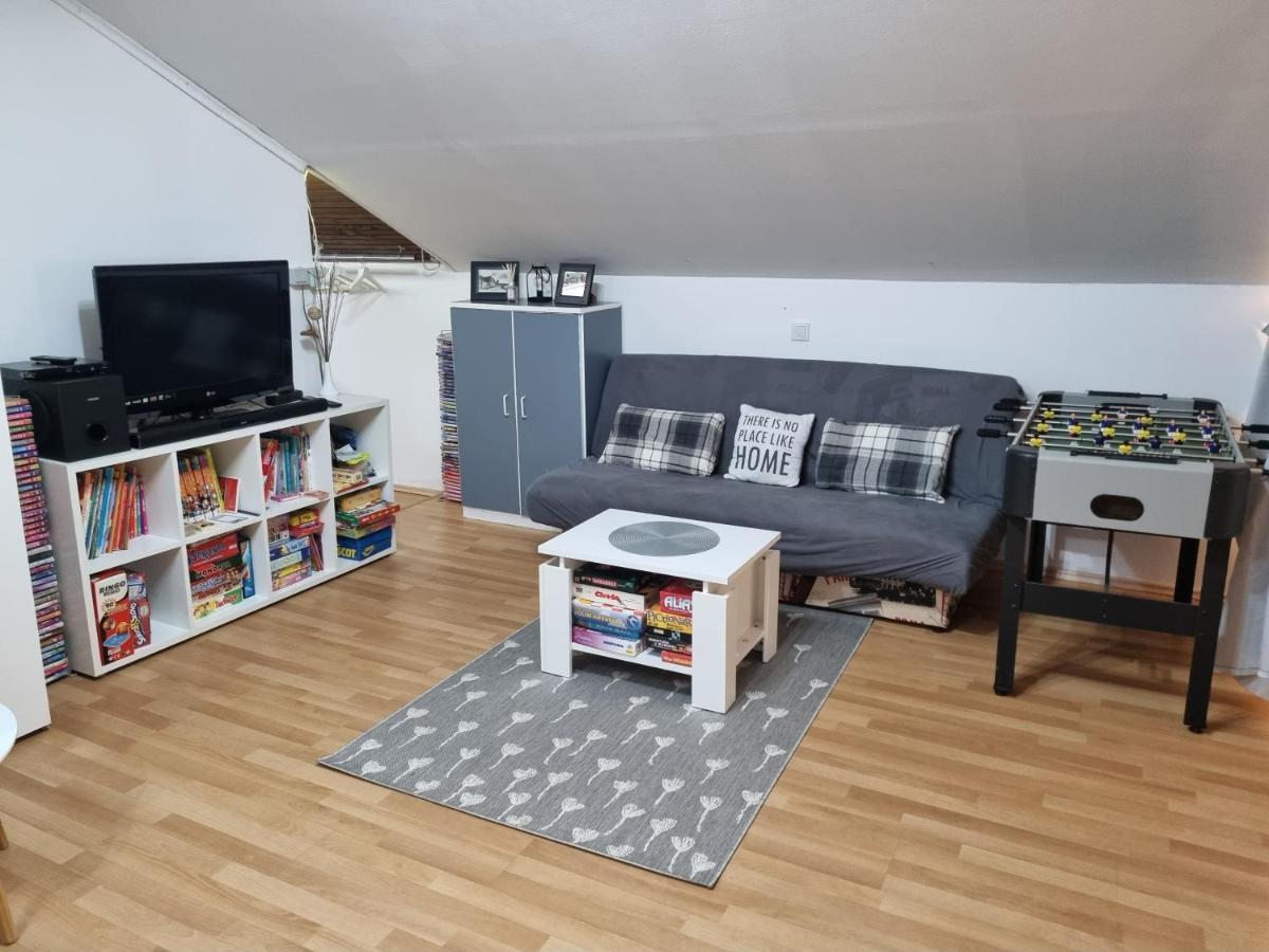 Apartman Atelier 卡尔洛瓦茨 外观 照片